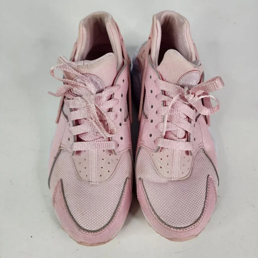 Nike Huarache Run SE Youth Size 7Y Prism Pink Athletic Shoes‎ 904538-600